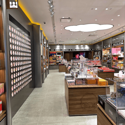 Pop Mart store display